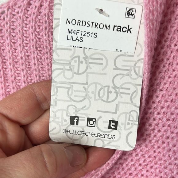 Sweater - Picture 6 of 10